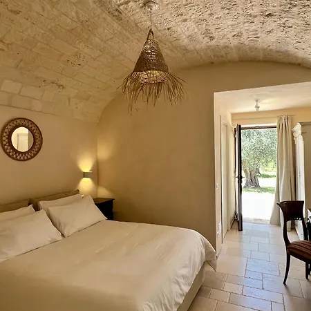 Trulli Casalina Cisternino