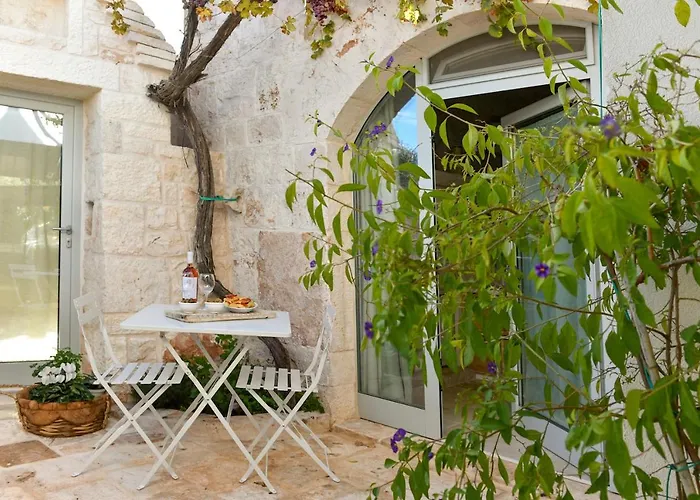 Trulli Casalina Villa Cisternino