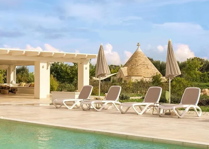 Trulli Casalina Villa *