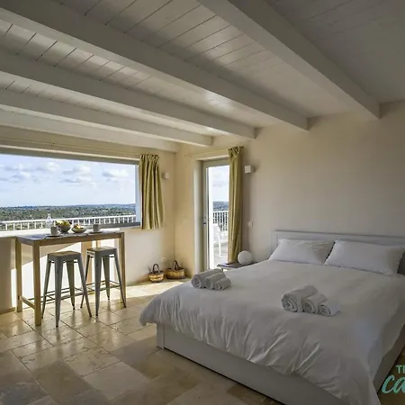 Trulli Casalina Villa *