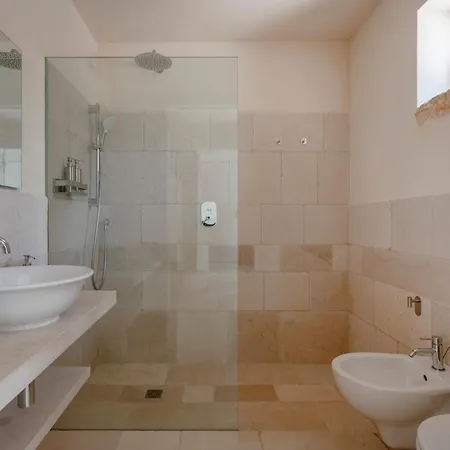 Trulli Casalina Villa *